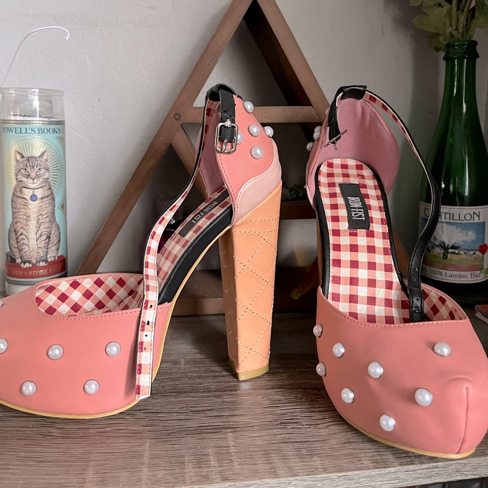 Iron fist Ice Cream cone platform heels 🍦 👠 - Picture 2 of 6